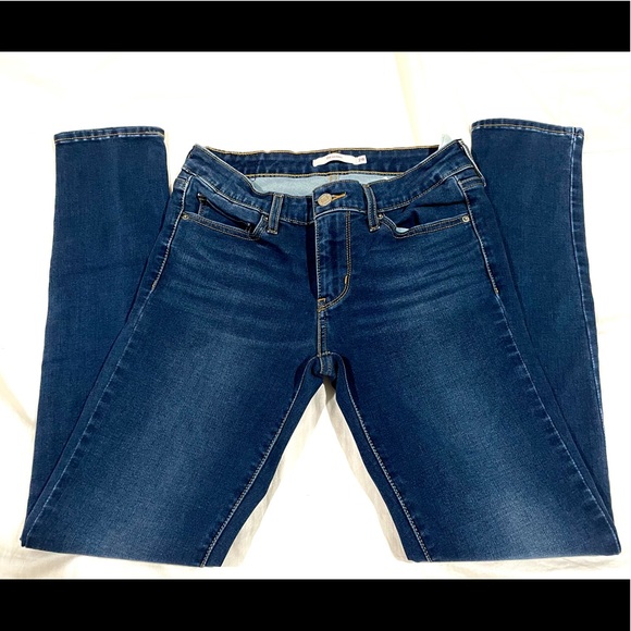 EUC Levi’s Women’s Skinny Jeans - Picture 1 of 4